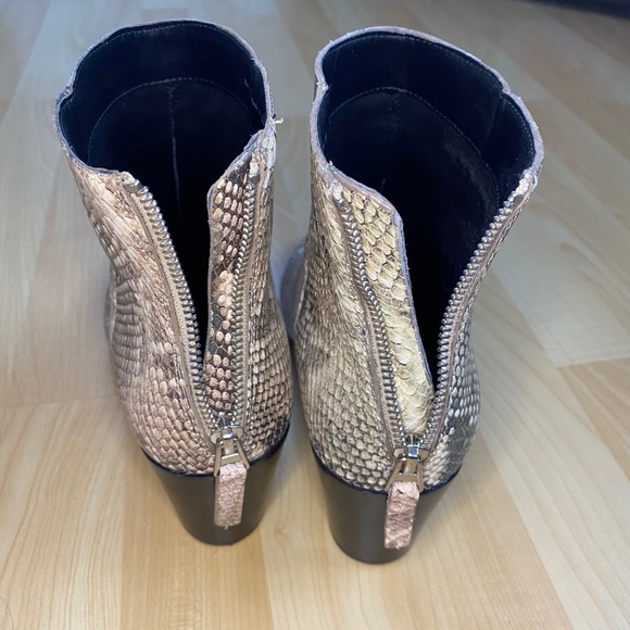 Dolce Vita Shanta Snake Booties Size 10 - Picture 9 of 15
